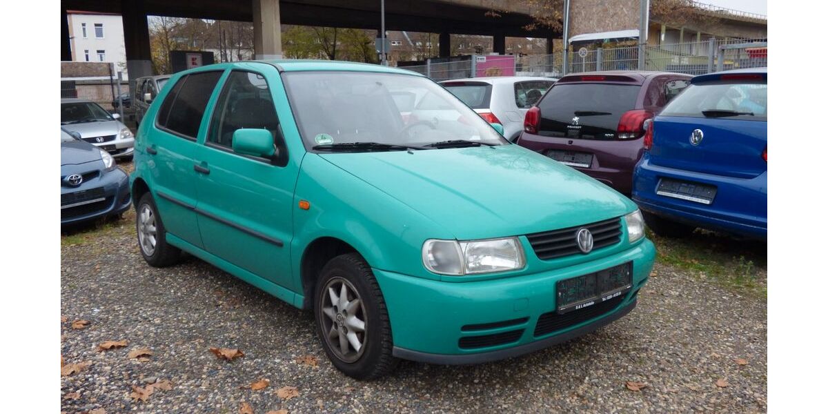 VW Polo 124.000 km 1.000 &euro; Köln 51105