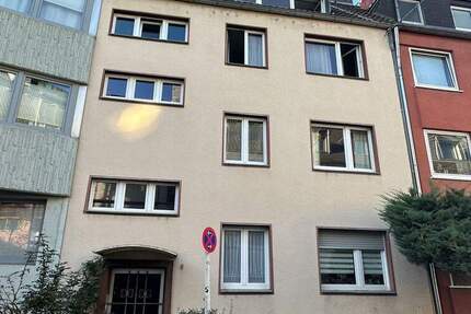 4-Parteinhaus in begehrter, zweiter Rheinlage in KölnDeutz 8 zimmer