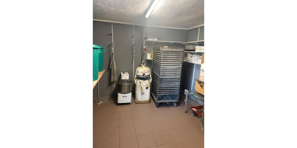 Gewerbeobjekt Rommerskirchen - 1.000&euro; | Angebot:25055073