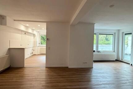 Wohnung Leverkusen Bergisch Neukirchen - 3 Zimmer, 124 m&sup2;, 1.450&euro; | Angebot:26331915