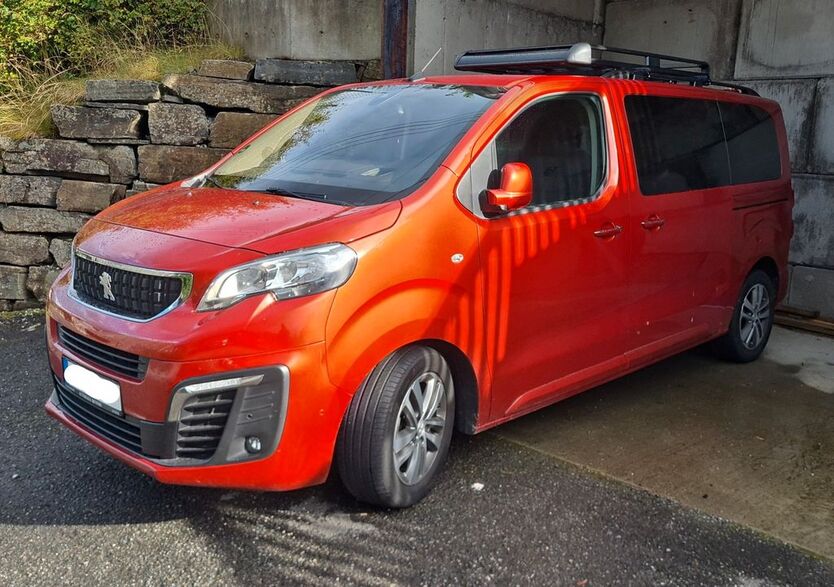 Peugeot Traveller 43.300 km 35.999 € Düsseldorf 40225