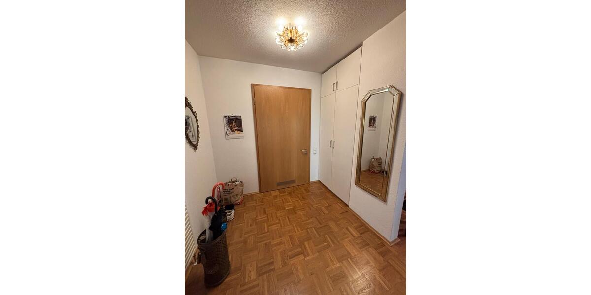 Seniorenwohnung mit Terrasse, Stellplatz, Aufzug und Küche 2 zimmer