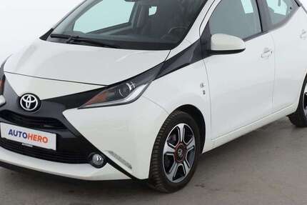 Toyota Aygo 51.089 km 11.990 &euro; Köln 50739