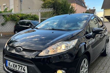 Ford Fiesta 184.000 km 2.950 &euro; Niederkassel 53859