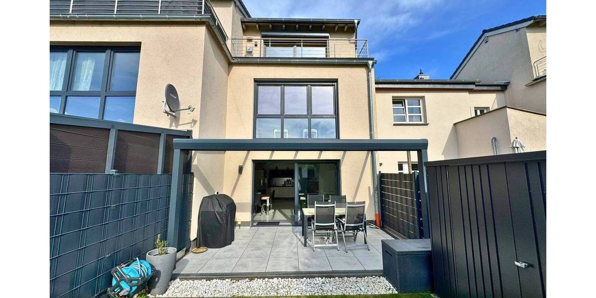 Exklusive Doppelhaushälfte aus dem Jahr 2018 in beliebter Lage von Pulheim 4 zimmer