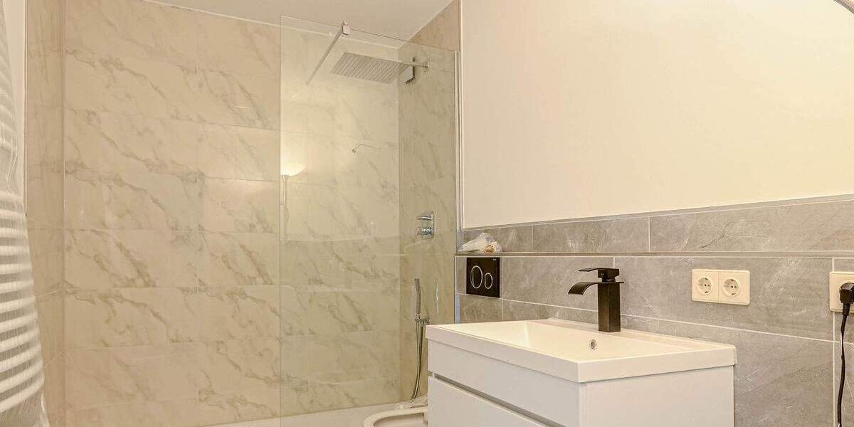 Etagenwohnung Remscheid-Bergisch Born Lennep - 3 Zimmer, 80 m&sup2;, 850&euro; | Angebot:25427691