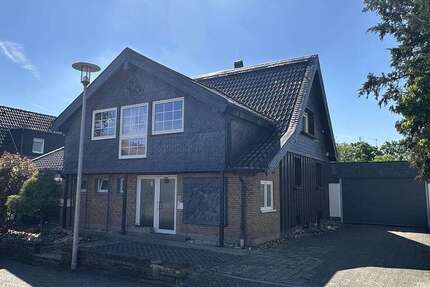 Haus Bergisch Gladbach Kippekausen - 8 Zimmer, 262 m&sup2;, 710.000&euro; | Angebot:27135228