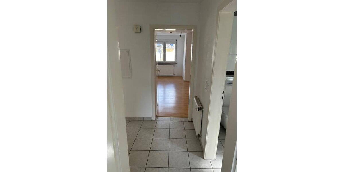 Etagenwohnung Leverkusen Bergisch-Neukirchen Bergisch Neukirchen - 2 Zimmer, 50 m&sup2;, 610&euro; | Angebot:26414865