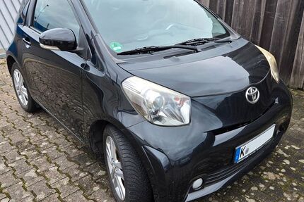 Toyota IQ 131.696 km 5.350 &euro; Köln 50859