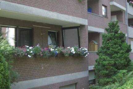 Mehrfamilienhaus mit 17 Einheiten und 3 Garagen in der Neusser City ! zimmer