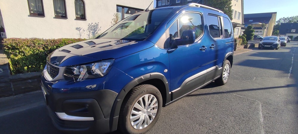 Peugeot Rifter L1 Active PureTech 110 81.000 km 15.900 € Köln 50667