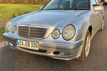 Mercedes-Benz E 320 249.000 km 4.999 &euro; Langenfeld 40764