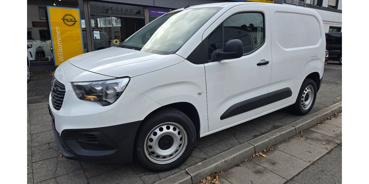 Opel Combo 101.852 km 11.186 &euro; Brühl 50321