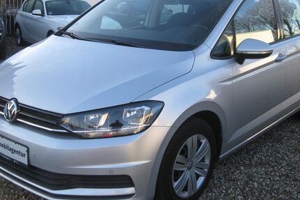 VW Touran 142.000 km 12.980 &euro; Hürth bei Köln 50354