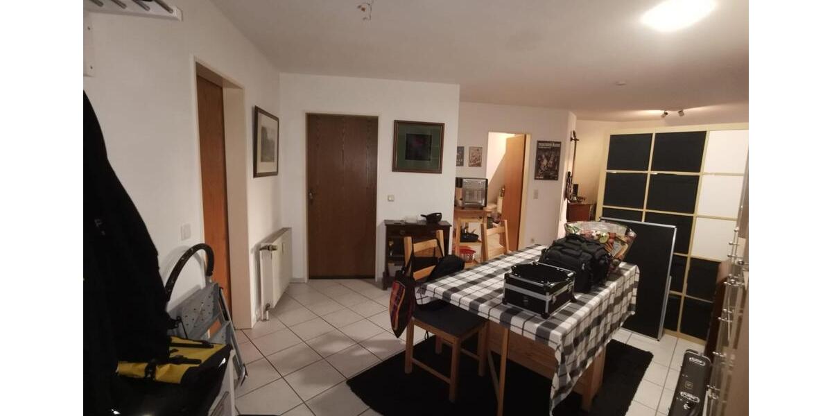 Außergewöhnliche 2-Raumwohnung mit Sonnenbalkon in Niederkassel - Rheidt ! 2 zimmer