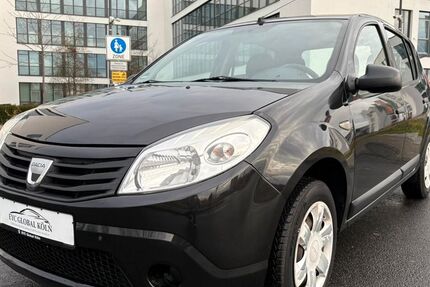 Dacia Sandero 180.000 km 1.999 &euro; Köln (Ostheim) 51107