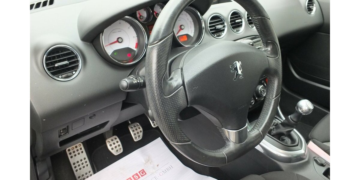 Peugeot 308 PREMIUM NAVI EL.VERDECK KLIMAAUTOM PDC 134.211 km 6.450 &euro; Köln 50858