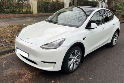 Tesla Model Y 37.700 km 35.900 &euro; Köln 50678