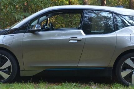 BMW i3 190.000 km 17.500 € Koln 50672