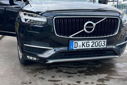 Volvo XC90 256.000 km 21.199 € Düsseldorf 40223