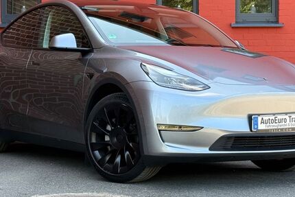 Tesla Model Y 82.118 km 35.500 &euro; Neuss 41472