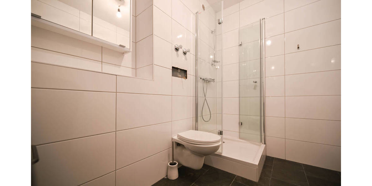 Etagenwohnung Düsseldorf Mörsenbroich - 3 Zimmer, 86 m&sup2;, 299.000&euro; | Angebot:26570402