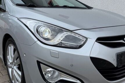 Hyundai i40 216.874 km 5.290 &euro; Bergisch Gladbach 51467