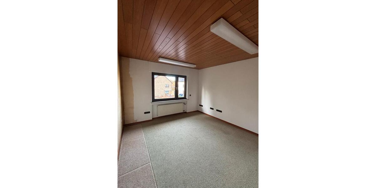 Doppelhaushälfte Bergheim - 7 Zimmer, 175 m&sup2;, 399.000&euro; | Angebot:24849589