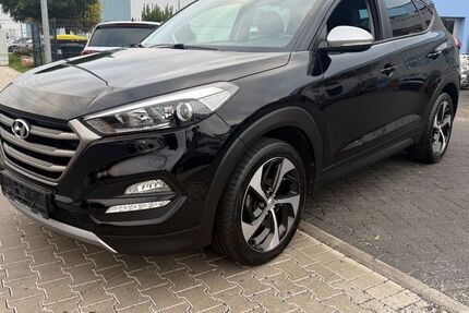 Hyundai TUCSON 149.000 km 12.500 &euro; brühl 50321