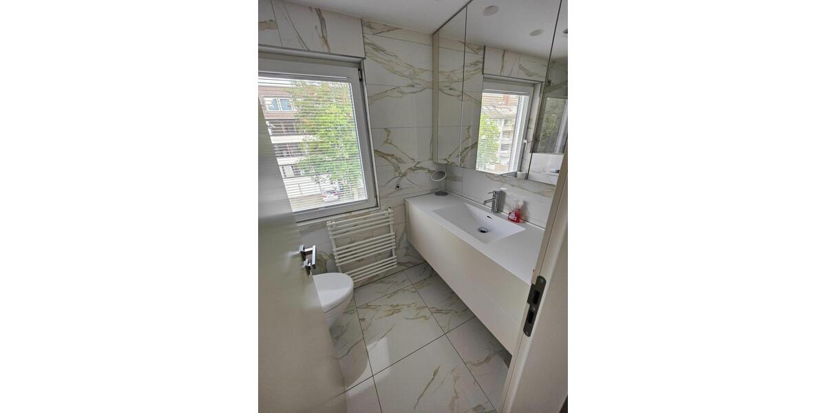 Designer Maisonette-Wohnung nähe Zoopark mit Blick ins Grüne, Fussbodenheizung, Kamin, Terrasse 5 zimmer