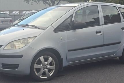 Mitsubishi Colt 212.000 km 800 &euro; Köln 50765