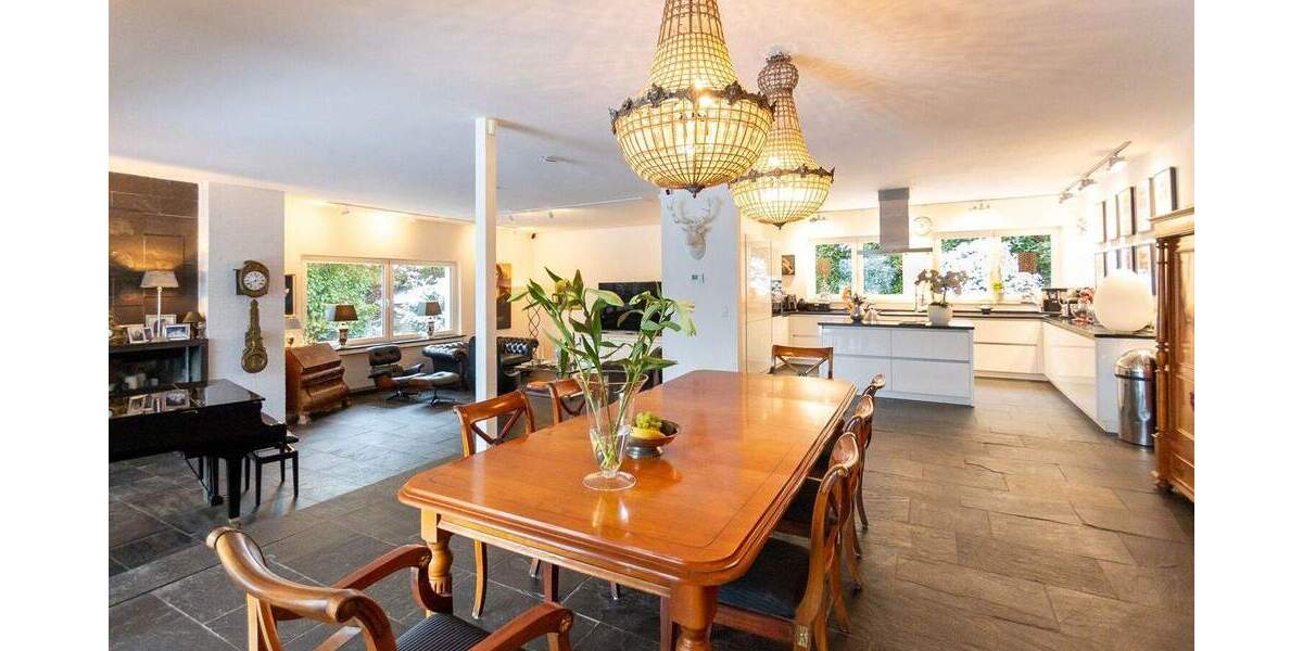 Einfamilienhaus Neuss Selikum - 9 Zimmer, 390 m&sup2;, 1.750.000&euro; | Angebot:24557679