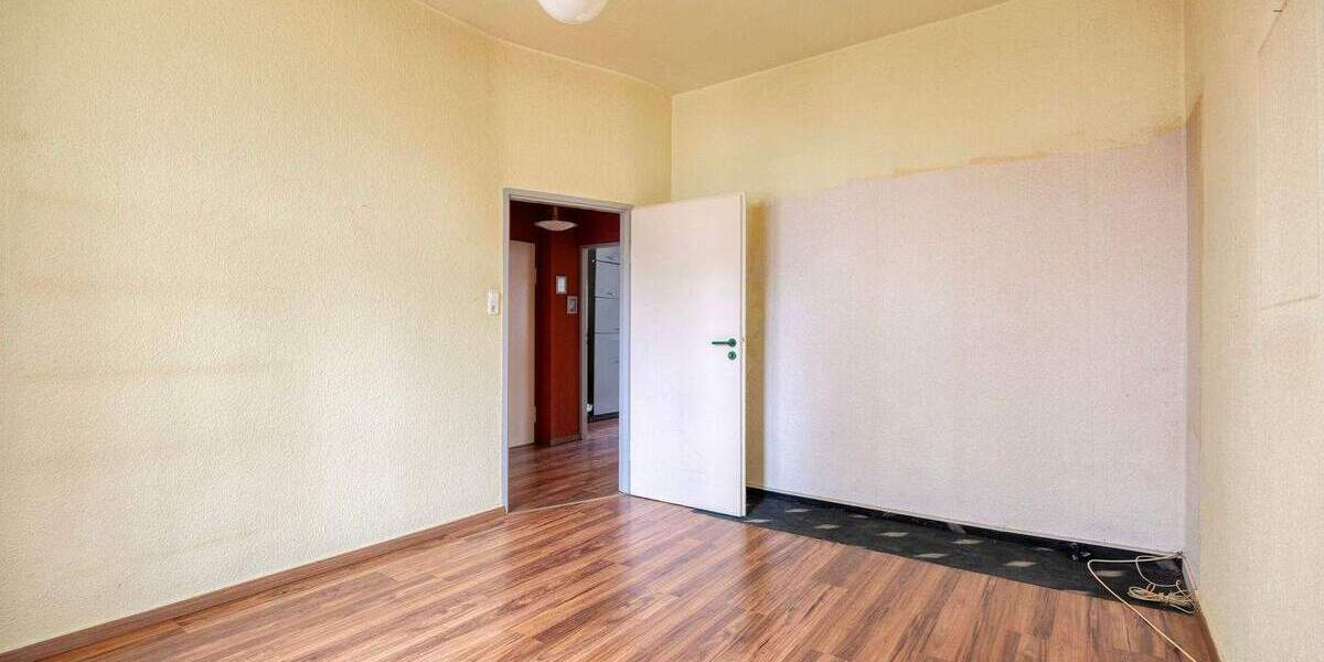 Etagenwohnung Köln Deutz - 2 Zimmer, 49 m&sup2;, 195.000&euro; | Angebot:25303963