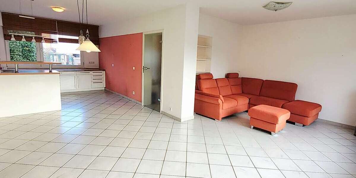 Haus zum Kaufen in Lohmar 404.000 € 134 m² 4 zimmer