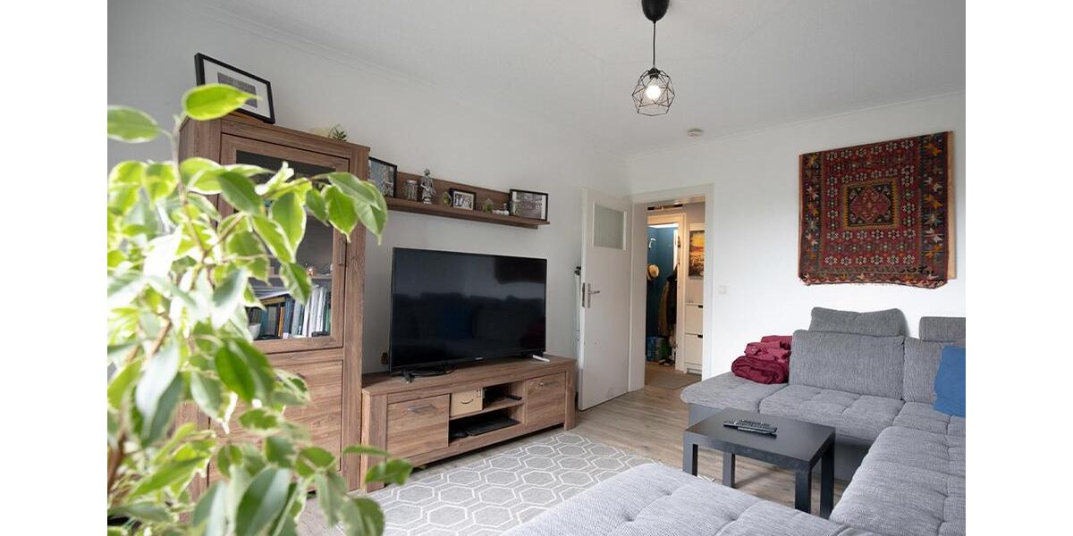 Vollmöblierte 2-Zimmer-Wohnung mit Balkon in zentraler Lage von Neuss-Furth 2 zimmer