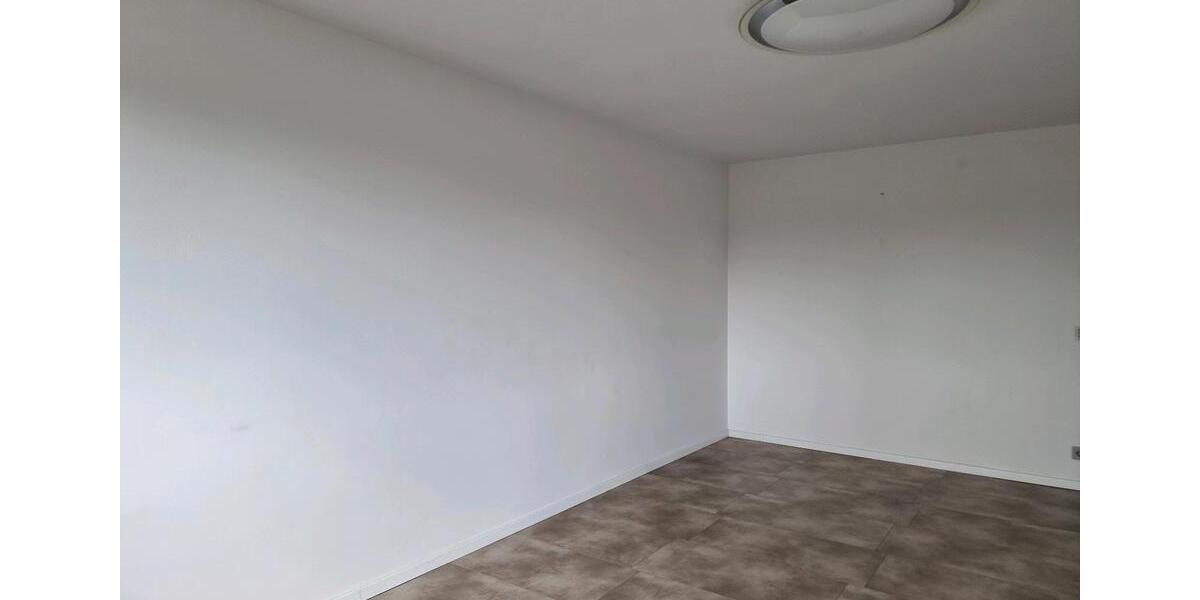 Etagenwohnung Langenfeld (Rheinland) - 4 Zimmer, 98 m&sup2;, 301.000&euro; | Angebot:26967538
