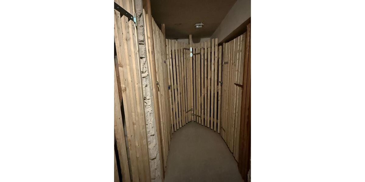 Kernsanierte 2 Zimmer Wohnung + EBK in Heimersdorf zu vermieten! 2 zimmer