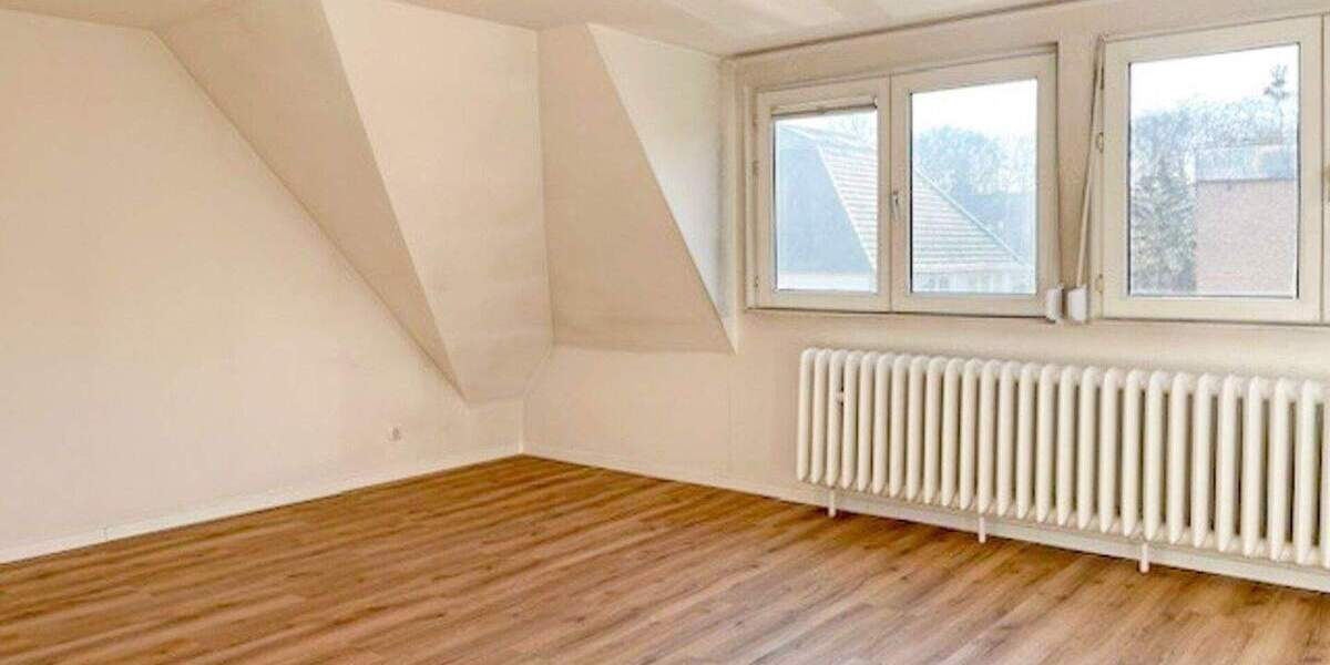 Etagenwohnung Köln / Braunsfeld Braunsfeld - 3 Zimmer, 95 m&sup2;, 1.500&euro; | Angebot:25107309