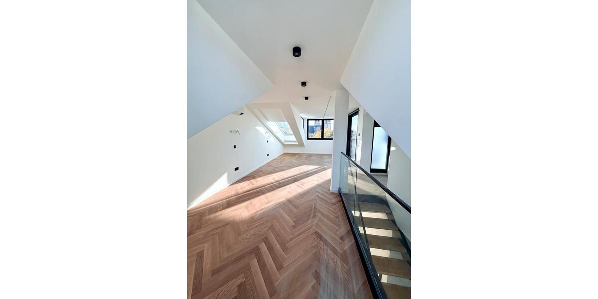 Einfamilienhaus Düsseldorf Pempelfort - 2 Zimmer, 95 m&sup2;, 2.150&euro; | Angebot:26289261