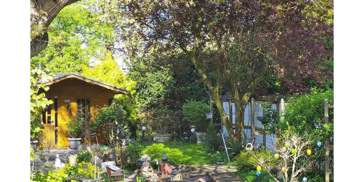 Bachem, attraktive Lage, Einfamilienhaus mit großem Garten, 4 Zimmer, EBK, Terrasse, Garage, Keller 4 zimmer