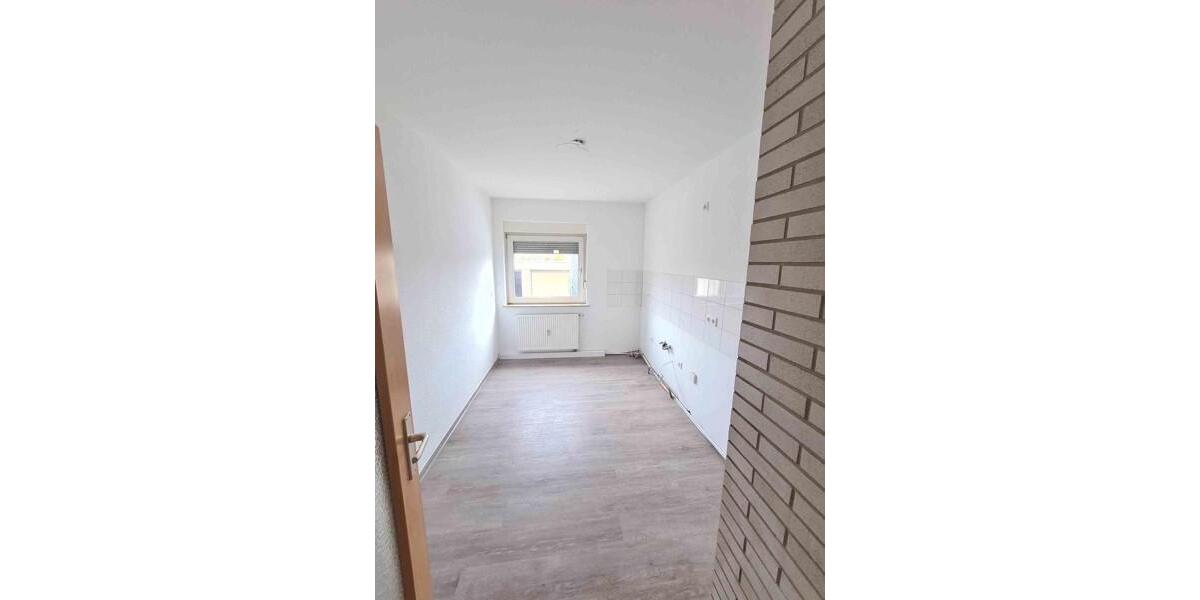 Ab sofort: Wohnen in einer ruhigen Seitenstraße - schicke Wohnung mit moderner Ausstattung 3 zimmer