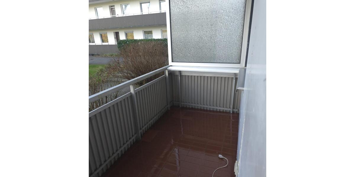 Helle 2-Zimmer Wohnung mit Balkon-Provisionfrei- 2 zimmer