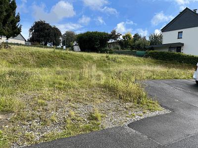 GRUNDSTÜCK MIT UNVERBAUBARER FERNSICHT - Grundstück Remscheid Gemarkung Bergisch Born | Angebot:26176214
