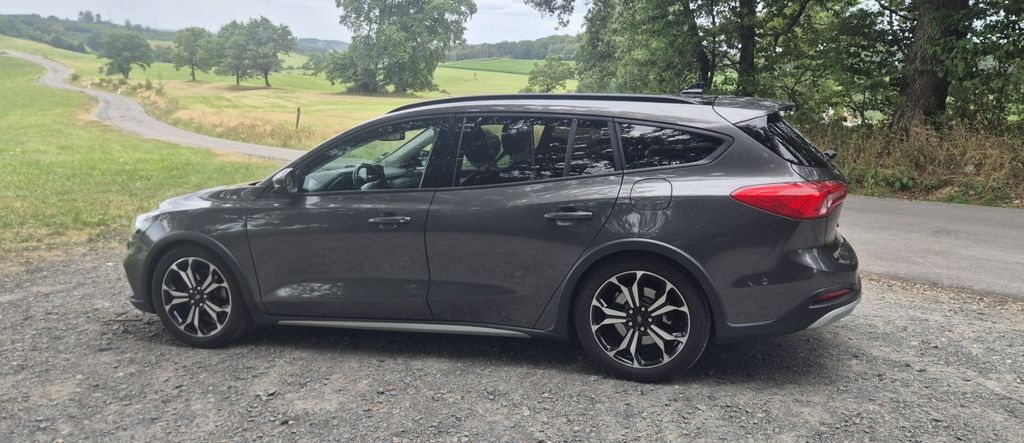 Ford Focus 145.000 km 9.900 &euro; Rösrath 51503
