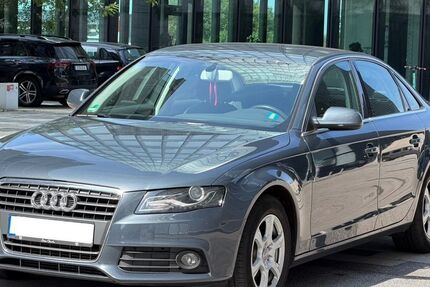 Audi A4 192.000 km 6.995 &euro; Düsseldorf 40221