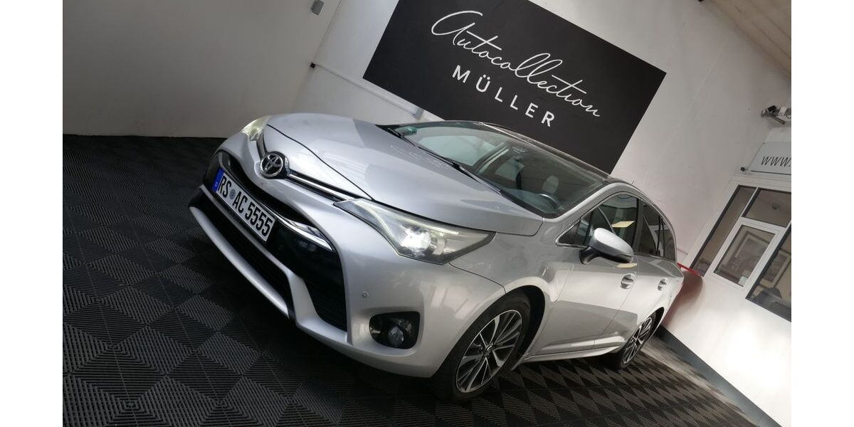 Toyota Avensis 283.000 km 5.997 &euro; Remscheid 42897