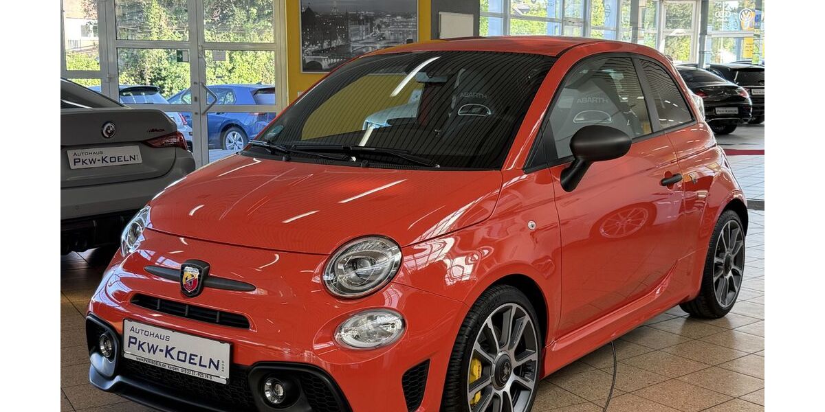 Abarth 695 22.300 km 26.999 &euro; Kerpen 50171