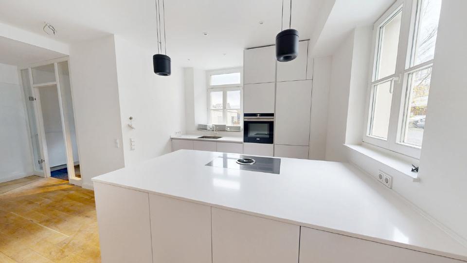 Erftstadt-Lechenich! Zeit für etwas Besonderes! Saniertes Altbau-Miethaus in historischer Hofanlage mit viel Platz für die ganze Familie! Erstklassige Wohnlage! (SN 4944) 7 zimmer