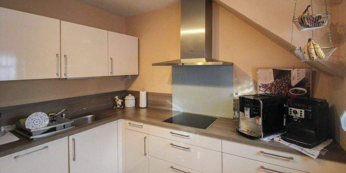 Haus sucht Handwerker: Sanierungsbedürftiges Einfamilienhaus in Dormagen-Delrath mit Ausbaupotential 8 zimmer