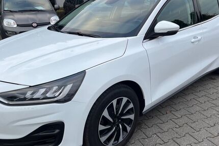 Ford Focus 88.817 km 17.496 € Wipperfürth 51688